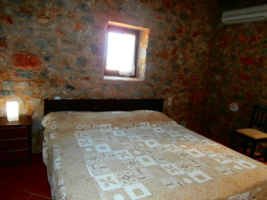 Pirgoi Edem Otel Pírgos Dhiroú Oda fotoğraf